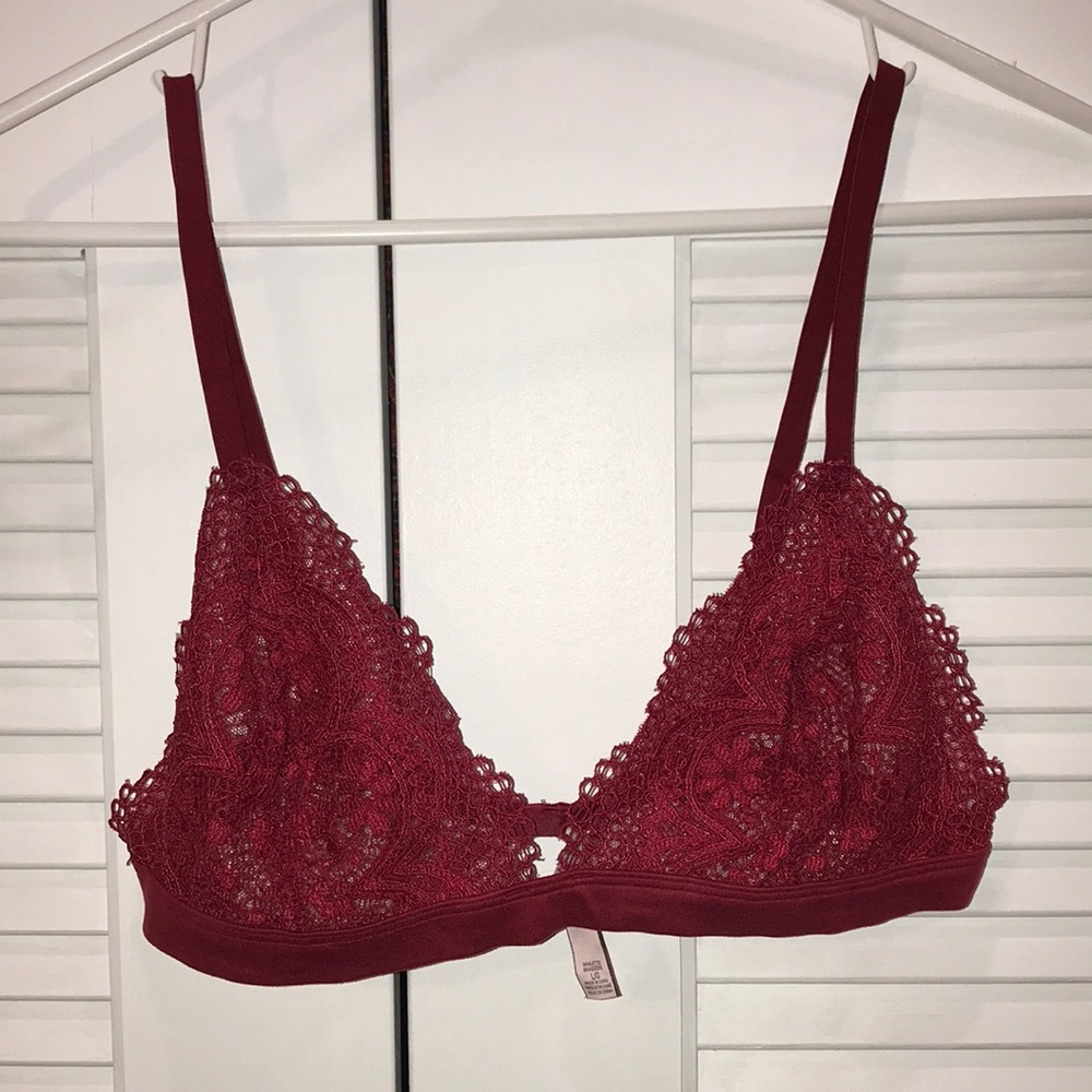 Victoria’s Secret Red Lace Bra Size Large - Picture 4 of 16